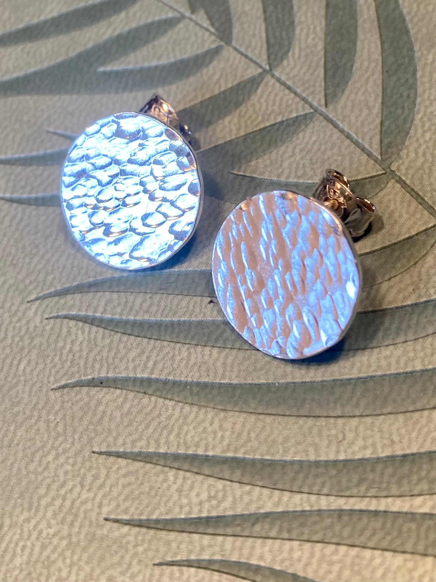 Hammered Solid Circle Earrings in 925 Silver