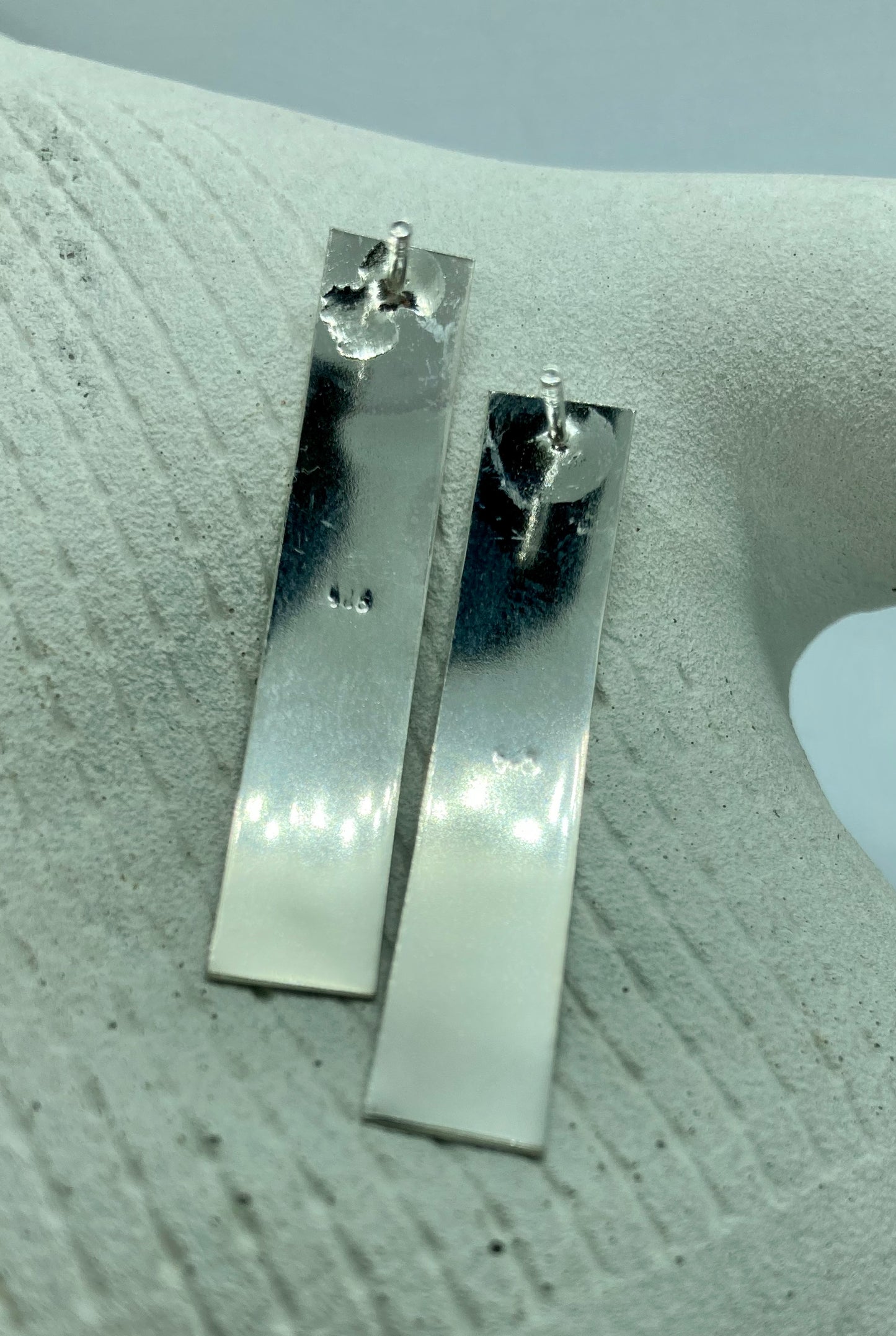 Curved Earrings in 925 Silver