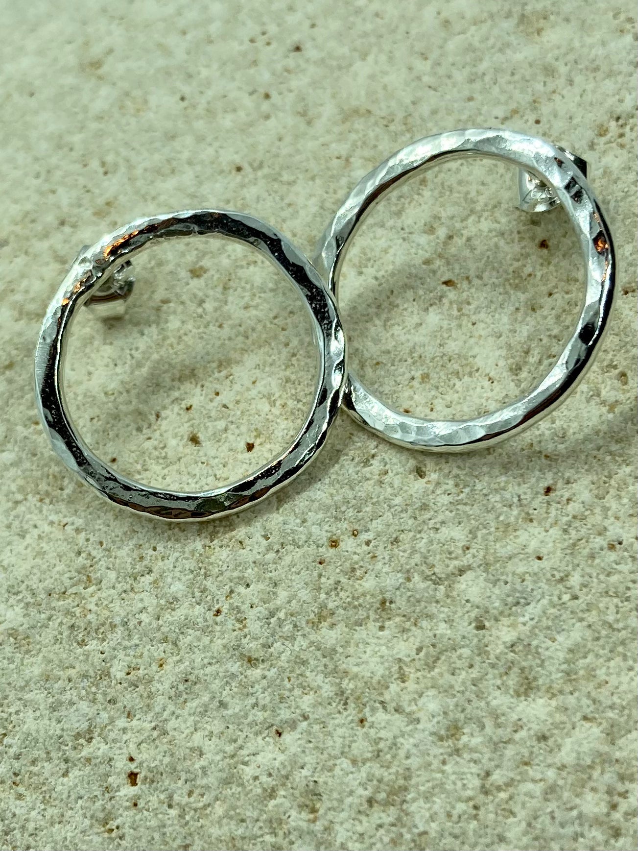 Hammered Circle Earrings in 925 Silver