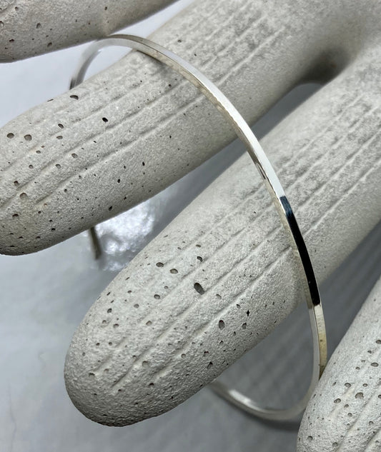 Classic Thin Bracelet